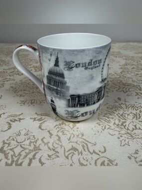 Leonardo Collection London Scenic Bone China Souvenir Mug